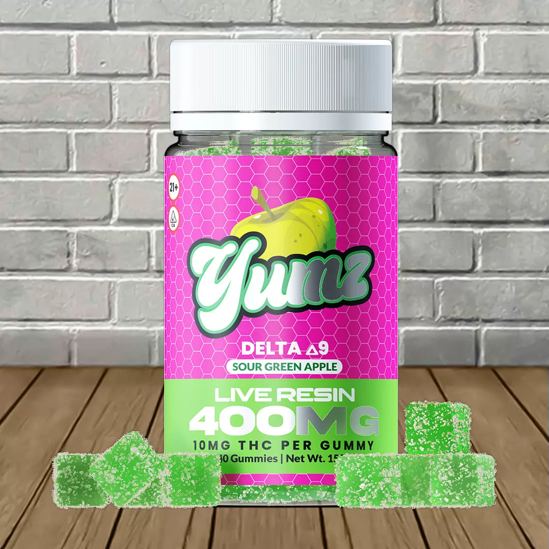 Yumz D9 THC Gummies (400mg 40ct Jar) Sour Gree Apple with packaging
